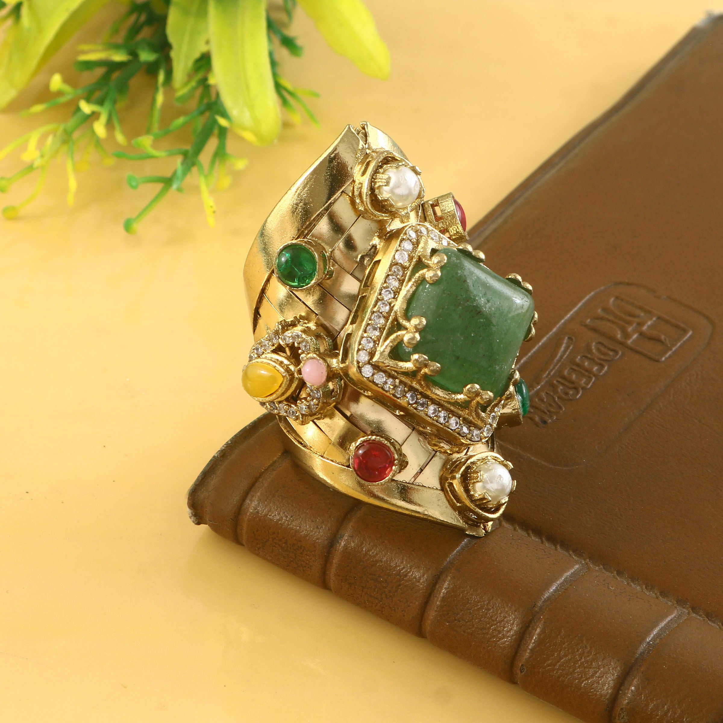 RG-138 - Jadau Kundan Ring with Emerald