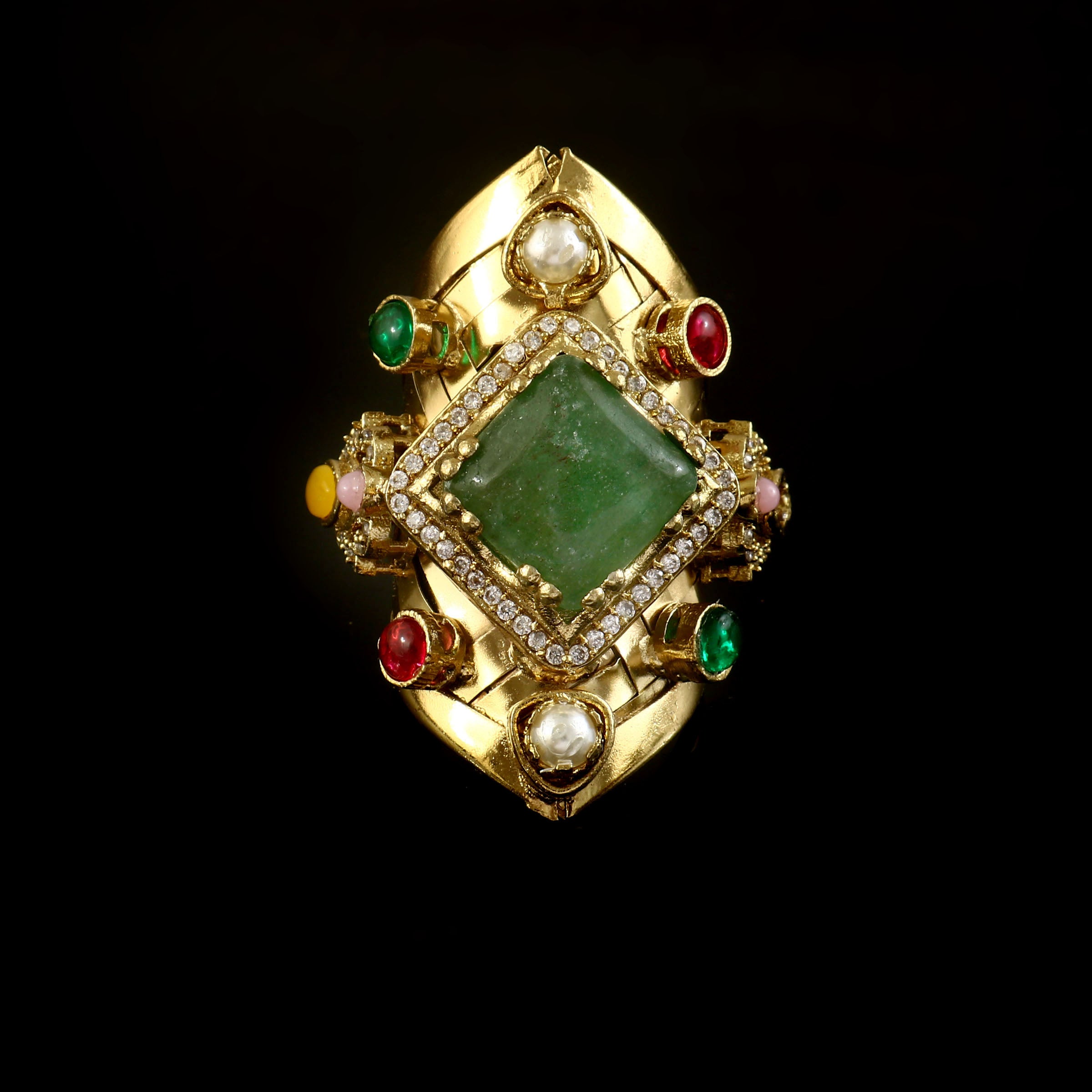 RG-138 - Jadau Kundan Ring with Emerald