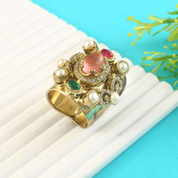 RG-140 - Jadau Kundan Ring with Emerald